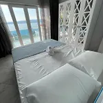 White Rose Jakuzili Ve Isitma Havuzlu Villa *