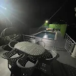 White Rose Jakuzili Ve Isitma Havuzlu Villa