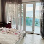 Villa White Rose Jakuzili Ve Isitma Havuzlu Sapanca