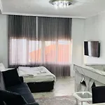 Villa White Rose Jakuzili Ve Isitma Havuzlu *