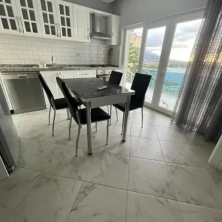 White Rose Jakuzili Ve Isitma Havuzlu * Sapanca