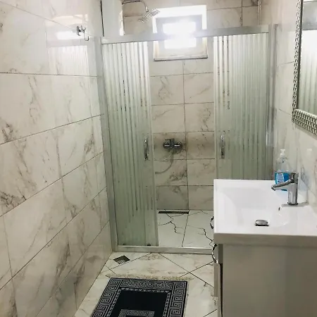 Villa White Rose Jakuzili Ve Isitma Havuzlu