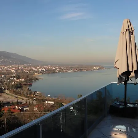 Villa White Rose Jakuzili Ve Isitma Havuzlu