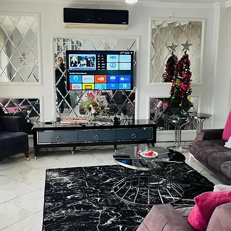 Villa White Rose Jakuzili Ve Isitma Havuzlu Sapanca
