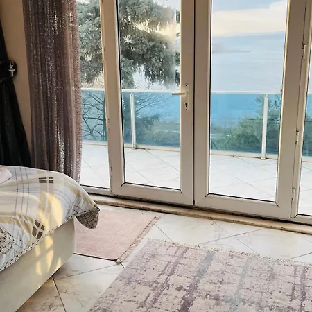 White Rose Jakuzili Ve Isitma Havuzlu Villa